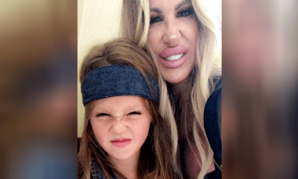 Kim Zolciak Accused of Photoshopping 4-Year-Old Daughter’s Butt!