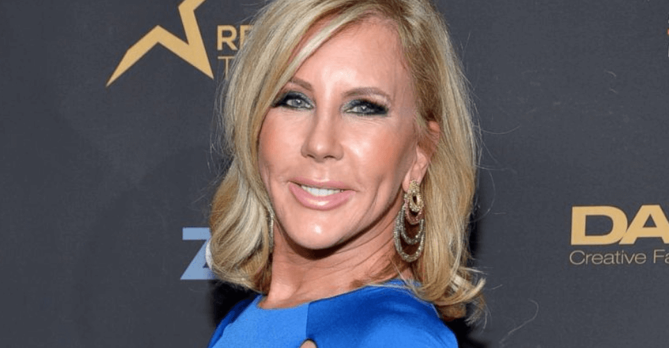 Vicki Gunvalson and Andy Cohen Make Up After Her ‘RHOC’ Exit!