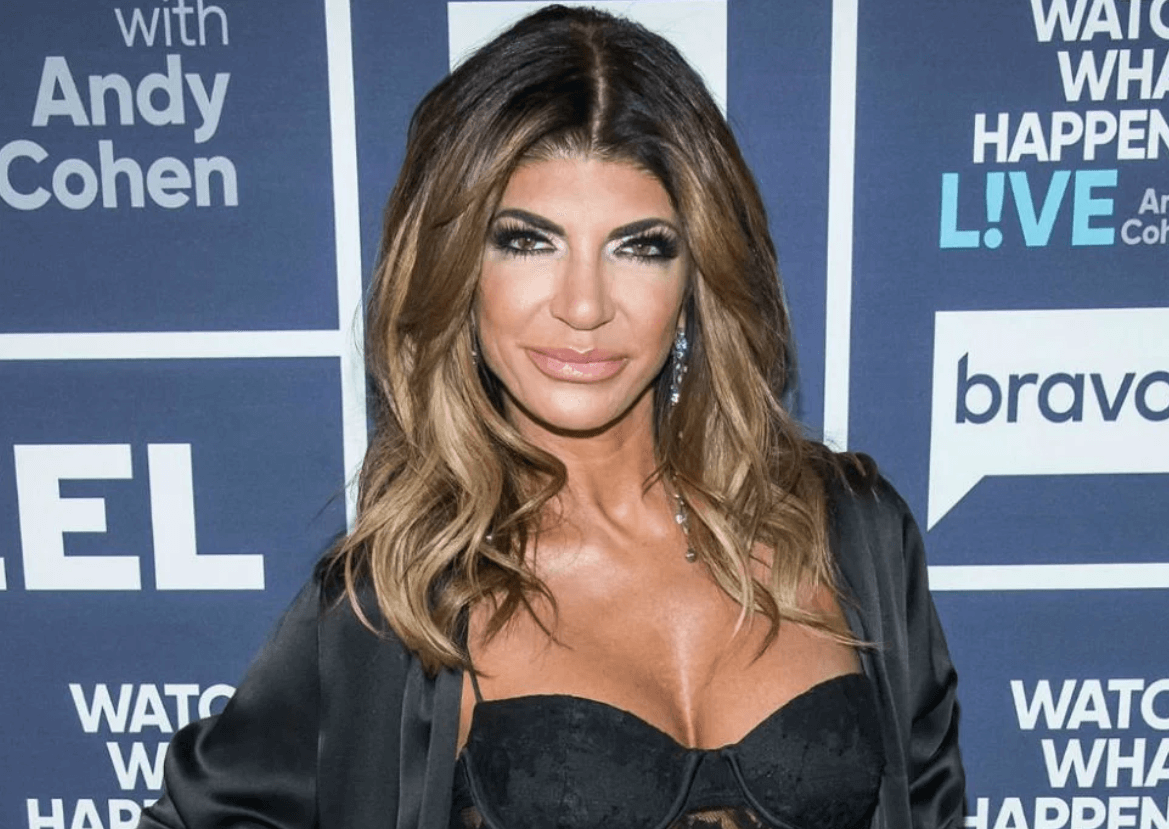 Teresa Giudice Caught On A Date With 26-Year-Old Man Amid Her Husband’s Deportation!