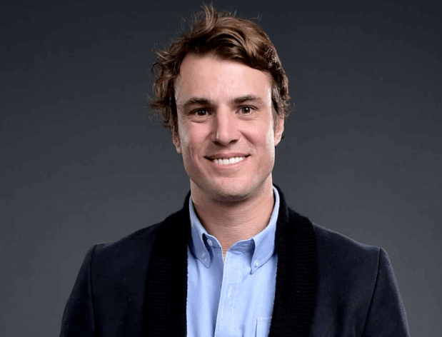 Shep Rose Deletes Twitter & Forced to Apologize By Bravo Following Harsh Backlash Over Harassing NYC Homeless Woman!