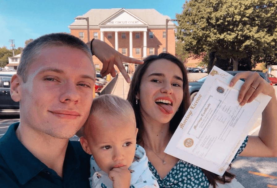 90 Day Fiancé Stars Steven Frend and Olga Koshimbetova Are Married After Courthouse Ceremony!