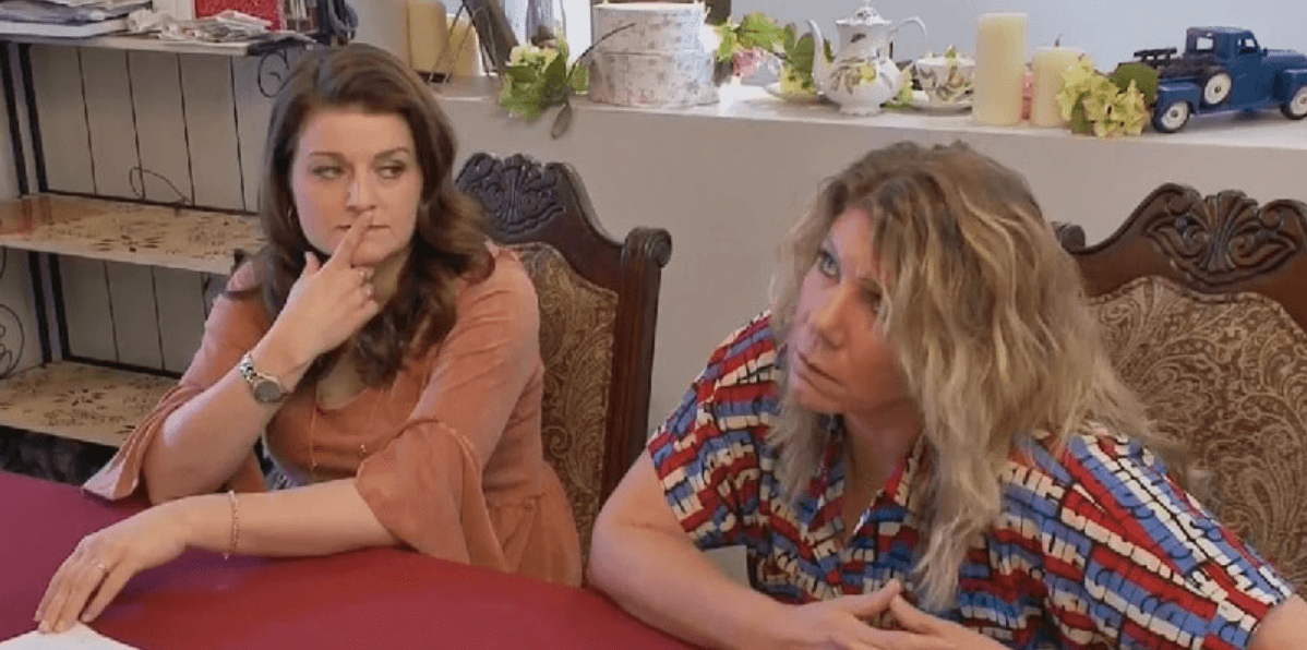 ‘Sister Wives’ Fans Rip Robyn Brown For Highlighting Meri’s Infertility Issues In Video Clip!