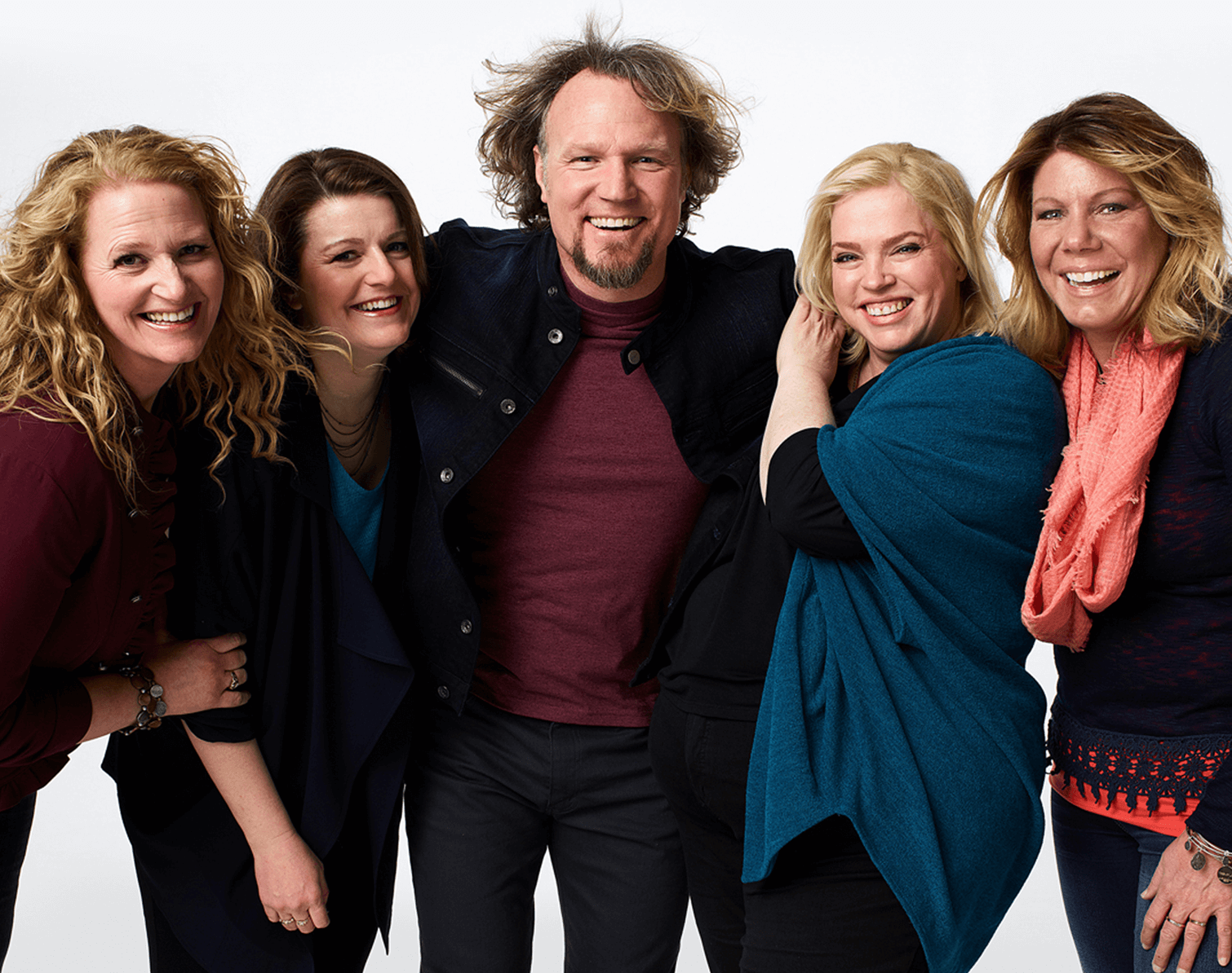 ‘Sister Wives’ Kody Brown’s Wives Believe He’s Lying About Moving Family To Coyote Pass!