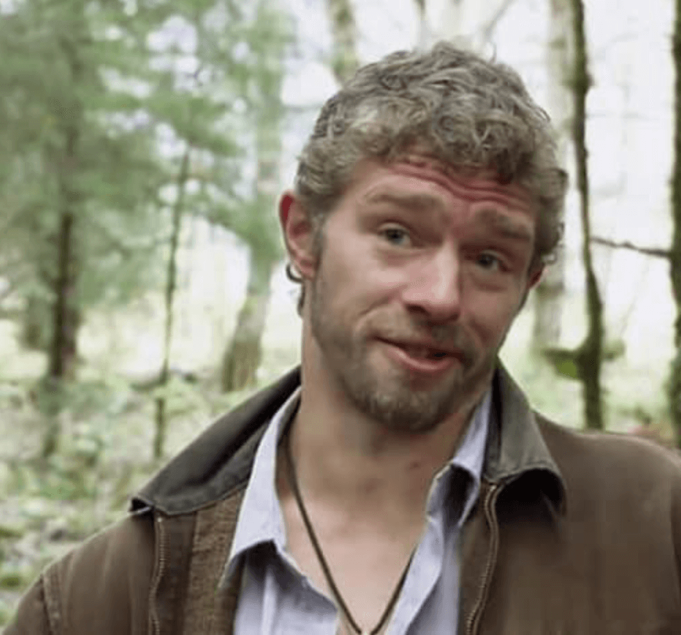 ‘Alaskan Bush People’ Matt Brown Posts About ‘Hard Times’ Amid Sibling Feud With Bear and Rain!