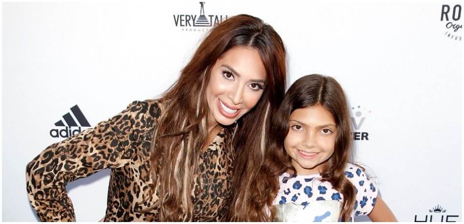 Farrah Abraham Porn Fucking - Farrah Abraham Issues Statement After Hitting Daughter In The Face!