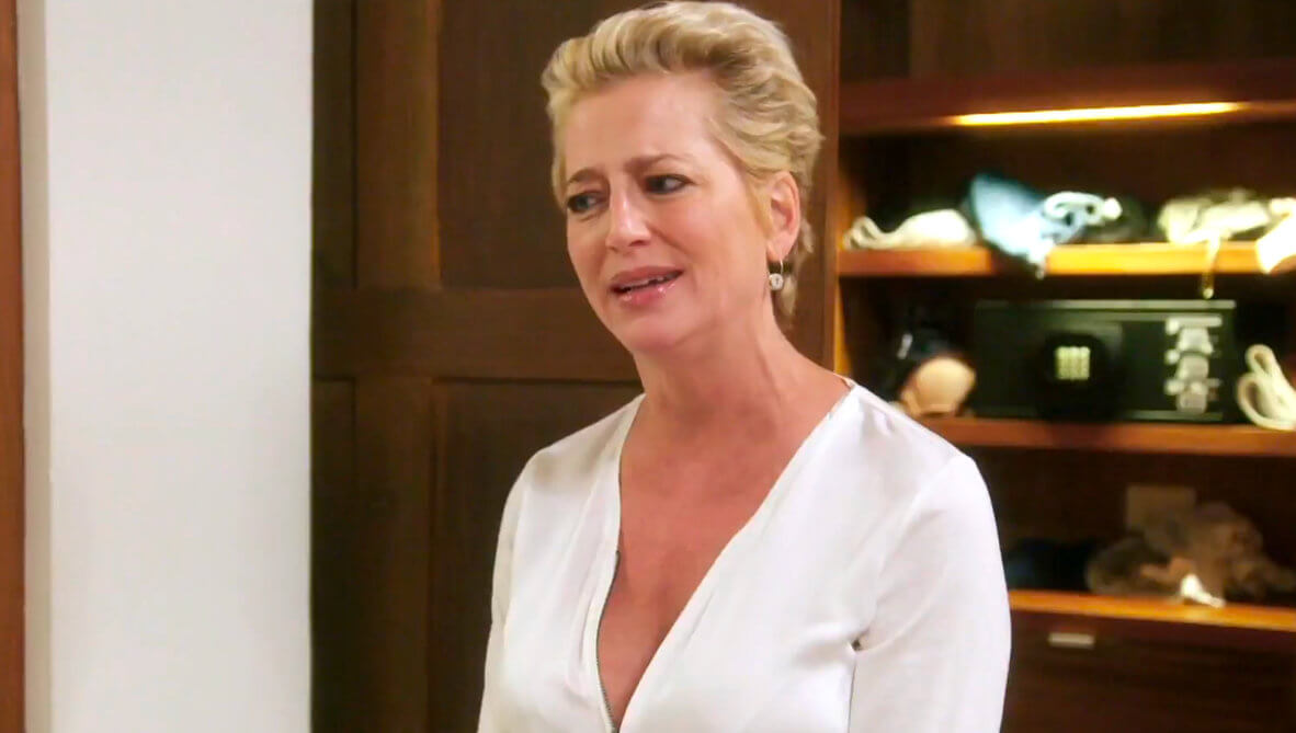 Dorinda Medley FIRED From ‘RHONY’ After Her Alcoholism Spiraled Out of Control!