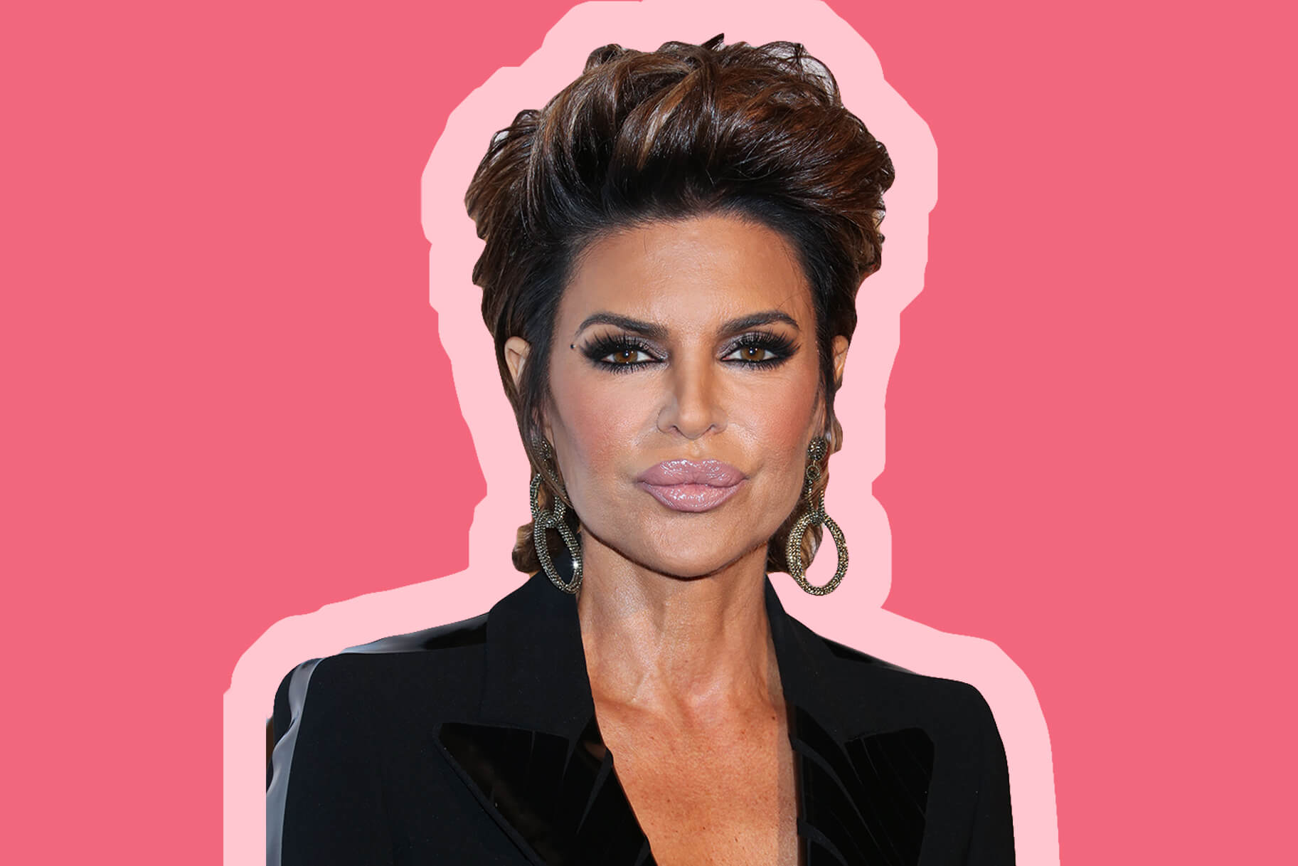 Lisa Rinna Calls Herself An ‘Asshole’ To Promote Her New Beauty Line!