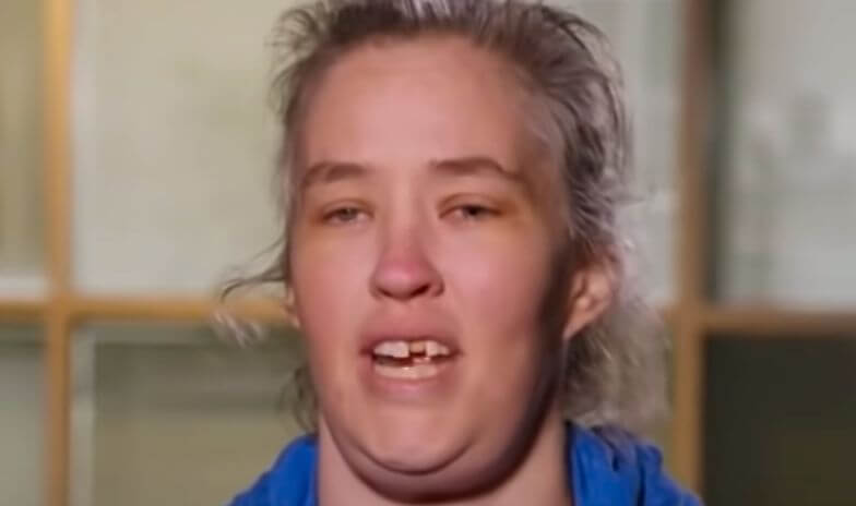 Mama June Shannon Replaces Rotten Teeth See The Before And After