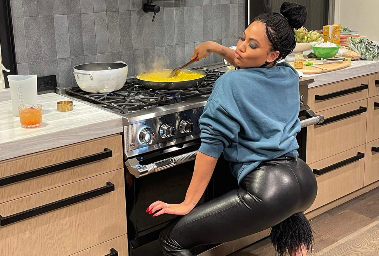 Ayesha Curry CLOWNED For Twerking While Cooking — See The Pics!