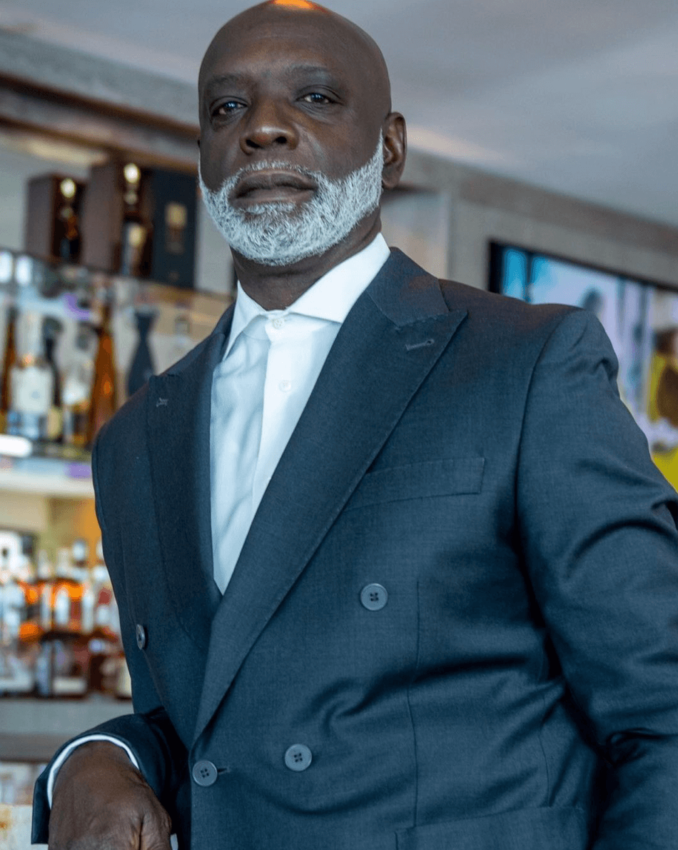 Peter Thomas’ Restaurant Facing Eviction Over Bounced Checks, He Owes $422,000 In Back Rent!