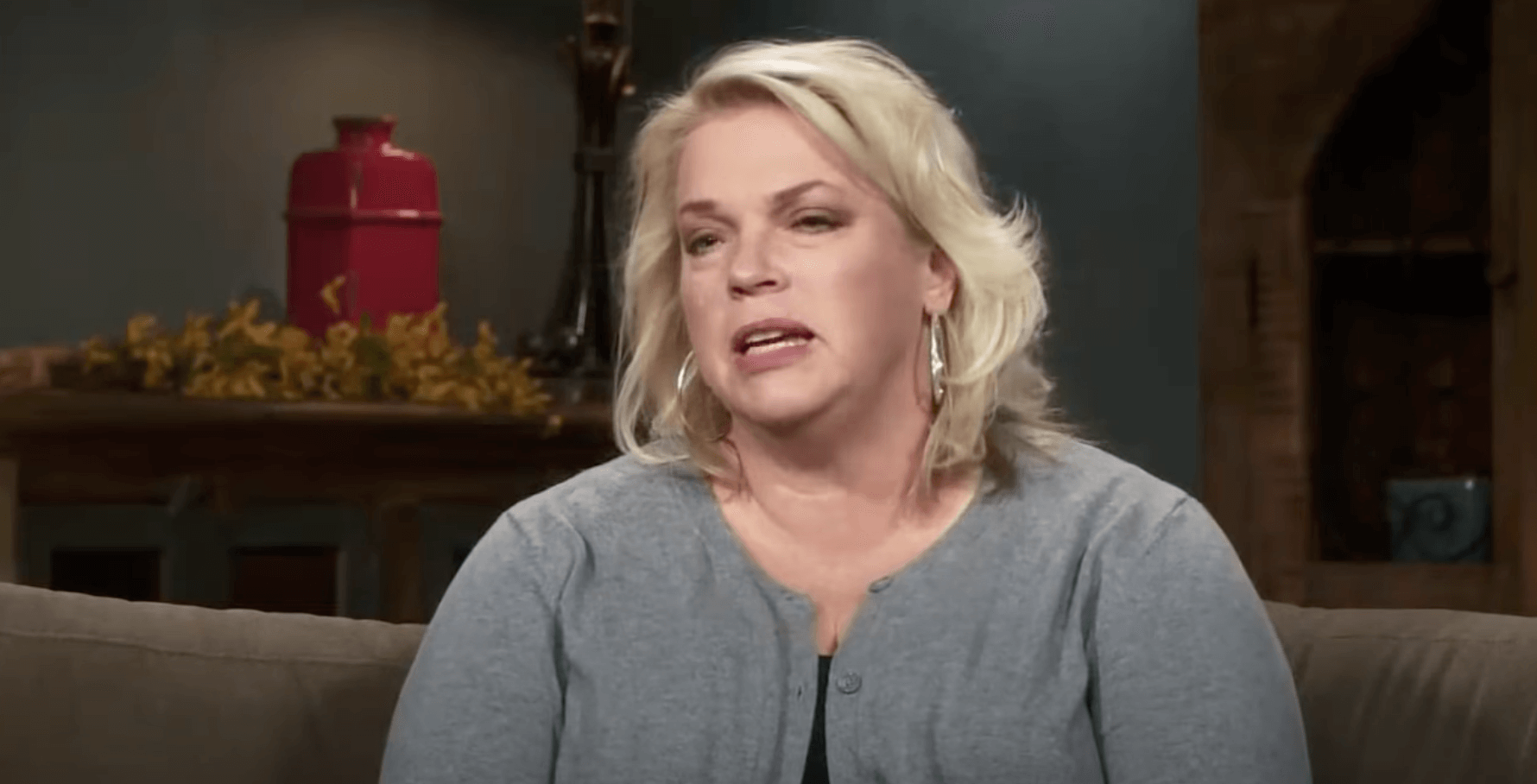 EXCLUSIVE: ‘Sister Wives’ Janelle Brown’s Unbelievably Disgusting Hoarder From Hell Home!