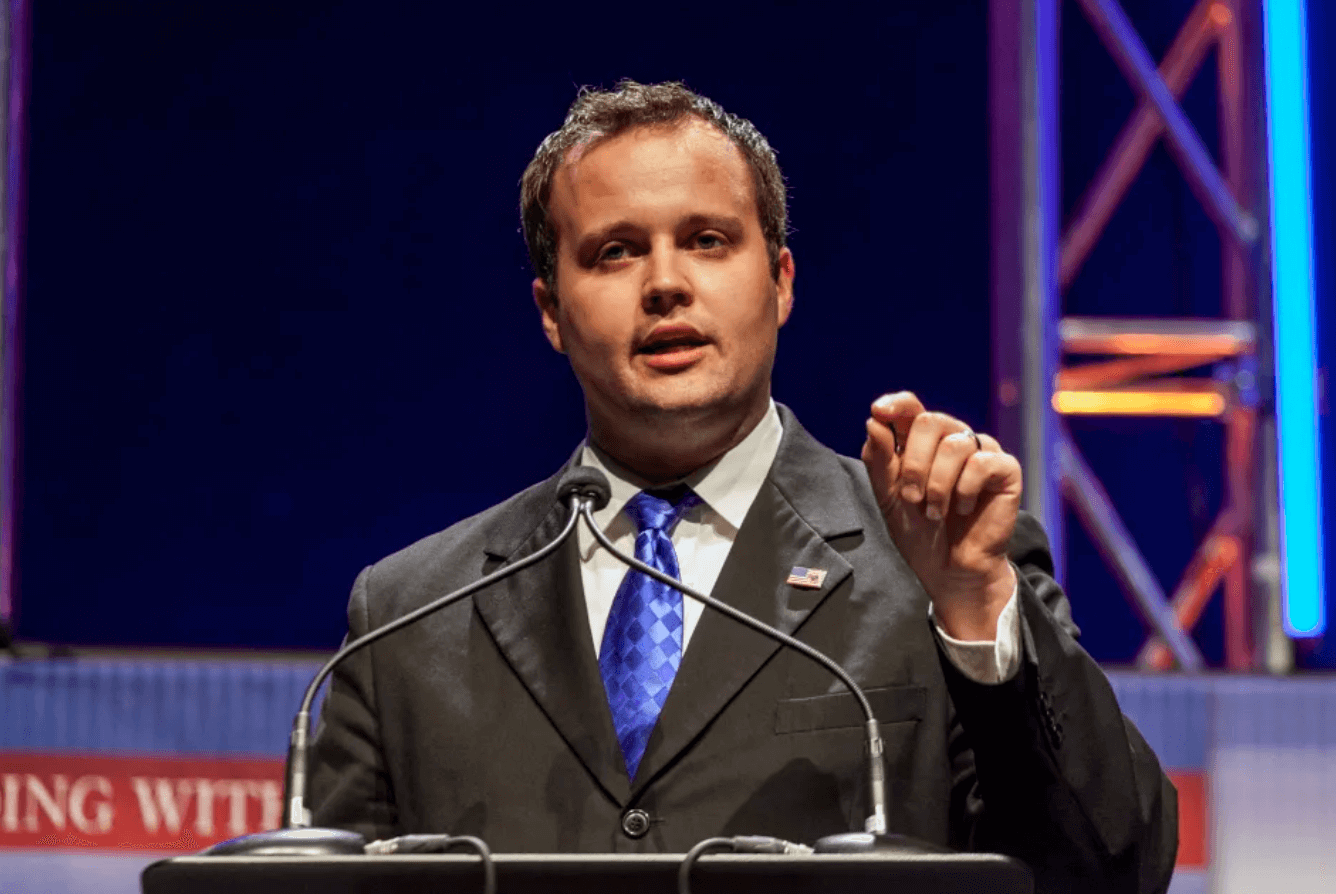 Josh Duggar Arrested For Child Porn, Faces Up to 20 Years In Prison!