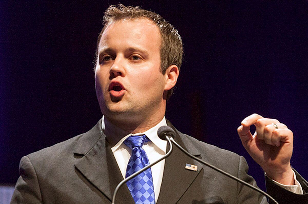 Josh Duggar Sentenced To 12 Years 7 Months In Federal Prison For Child Porn Conviction!
