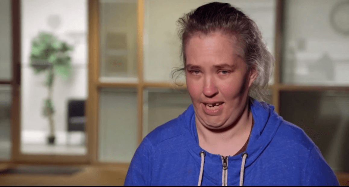 Mama June Demanding $35K From Dentist For Alleged Botched Teeth Procedure!