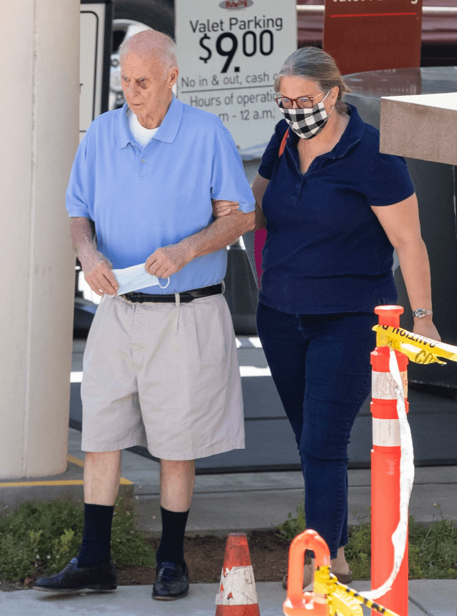 Erika Jayne's Estranged Husband, Tom Girardi, Moves Into Senior Living  Facility