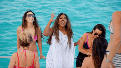 Kenya Moore Fights With Ramona Singer And Kyle Richards & Melissa Gorga Exposes Family Dirt In ‘Ultimate Girls Trip’ First Look!