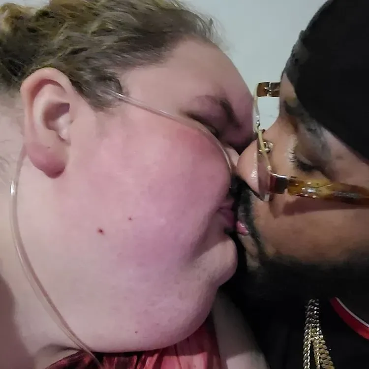 1000-Lb Sisters' Star Tammy's NEW Black Boyfriend Threatens To DUMP Her If  She Loses Weight!