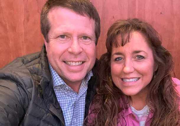 Duggar Fans Suspect Marriage Trouble After Michelle Returns To Instagram Without Husband Jim Bob!