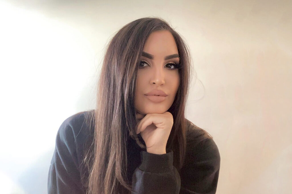 RHONJ's Ashlee Malleo Reveals Bipolar Diagnosis After Suffering Mental ...