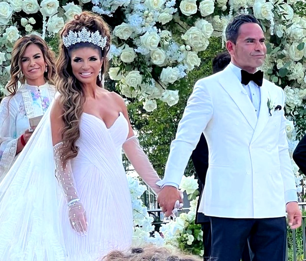 Teresa Giudice Gets Married To Luis Ruelas in Glamorous Wedding Ceremony