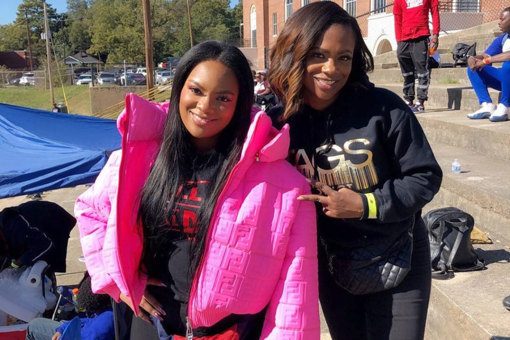 Kandi Burruss Daughter Riley Appears Pregnant On Instagram Story Post