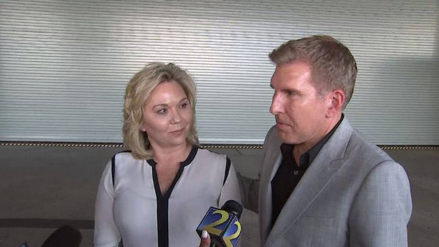 Todd and Julie Chrisley’s Sentencing Postponed Amid Claims Witness ‘Lied’ on the Stand!