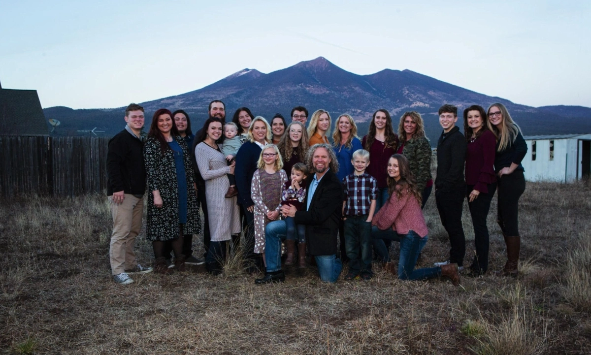 Gwendlyn Brown Confirms Real Reason for Sister Wives Familys Move to Flagstaff picture