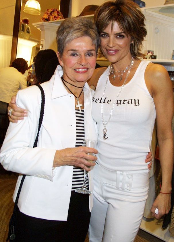 Real Housewives of Beverly Hills Lisa Rinna's mum Lois dies aged