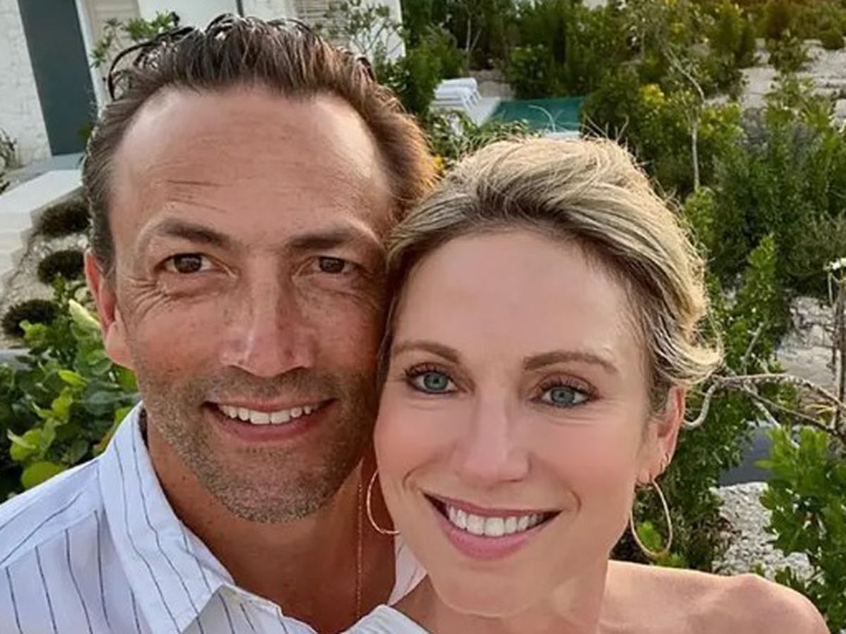 Amy Robach Divorcing Andrew Shue After Affair with GMA Co-Host T.J. Holmes Exposed