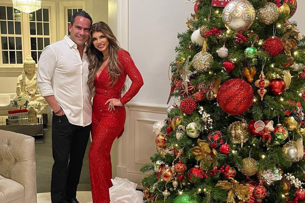 Luis Ruelas gifts Teresa Giudice's daughters Cartier bracelets for Christmas