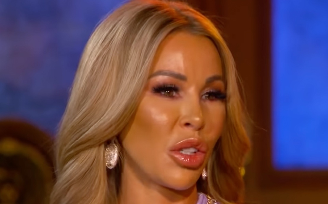 Lisa Hochstein Advises Lenny to ‘Stop Embarrassing’ Himself After Social Media Rant