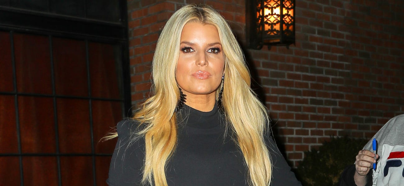 Jessica Simpson Was The SIDE CHICK To ‘Massive’ Movie Star