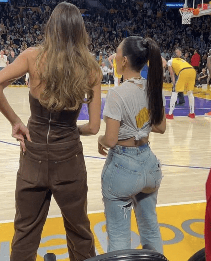 Social Media Brutally Mocks Kim Kardashian's 'Diaper BBL' at Lakers Game