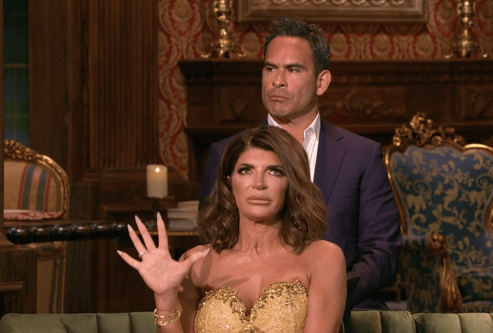 RHOC' Alum Claims 'RHONJ' Star Teresa Giudice Was TARGETED By 'Shady'  Businessman Luis Ruelas