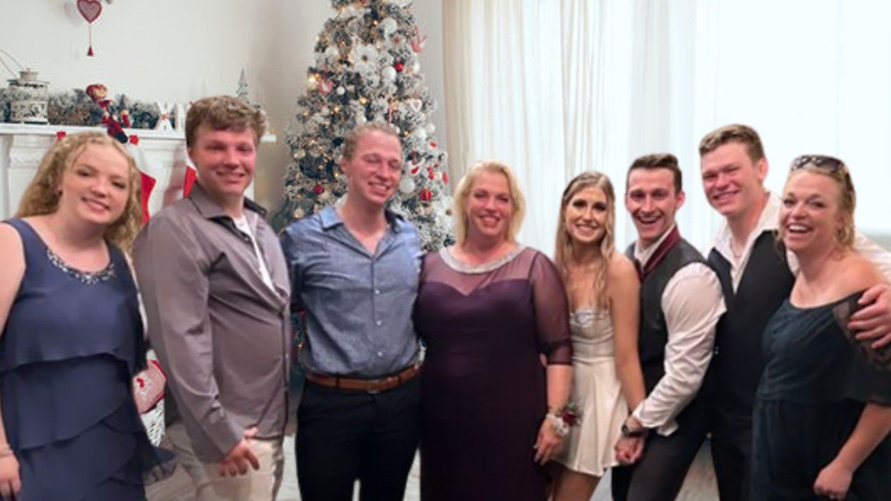 Janelle Brown's Kids DELIGHTED To Spend Christmas Apart From Kody and Robyn