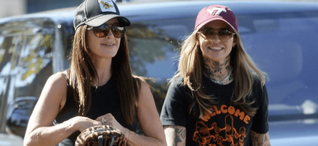 Kyle Richards Jokes With Morgan Wade About Mauricio and Her Failing ...