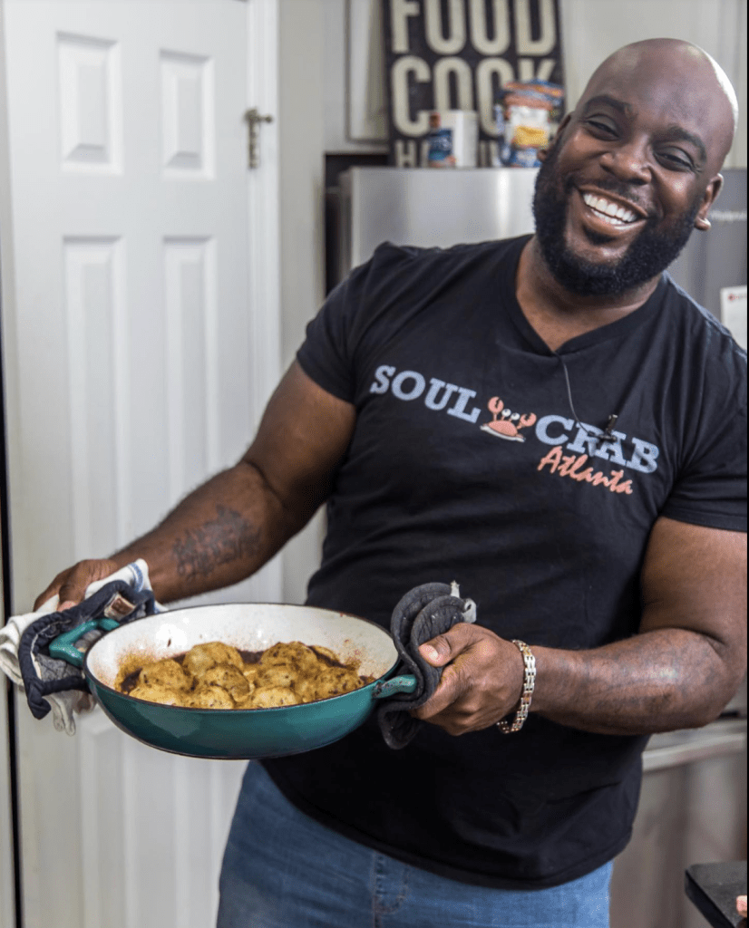 Darius Cooks