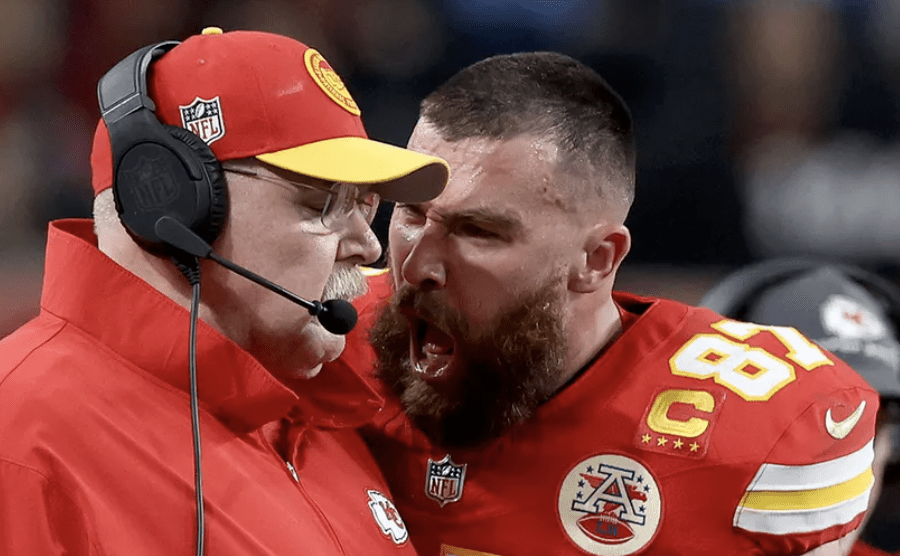 Travis Kelce Screamed and Berated His Coach Andy Reid Mid-Super Bowl After Chiefs Fumble