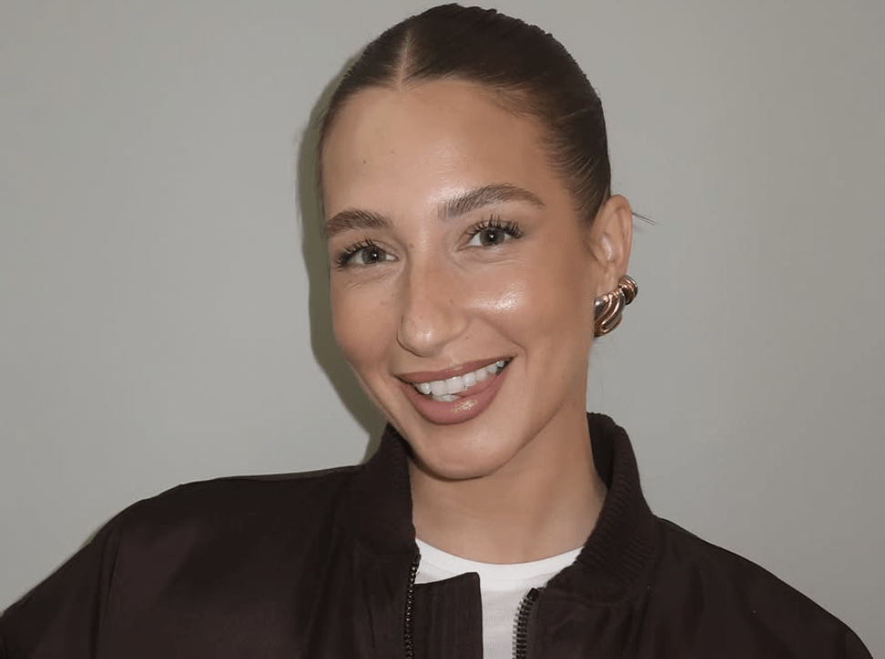 Amanda Batula